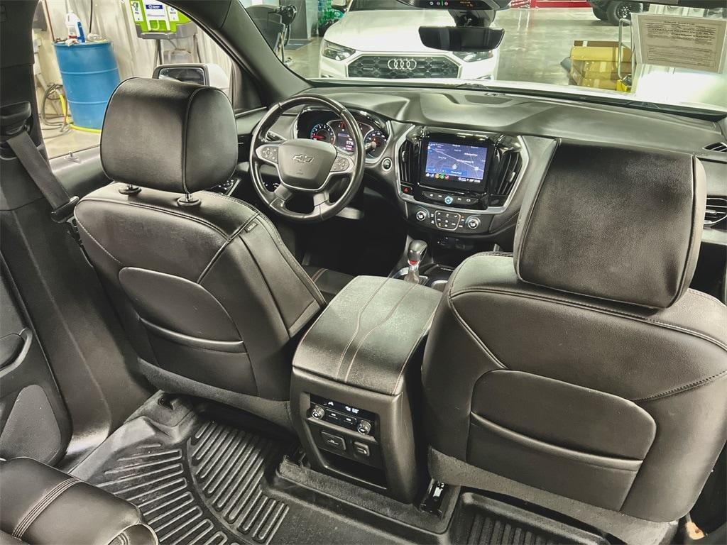 used 2022 Chevrolet Traverse car, priced at $30,683