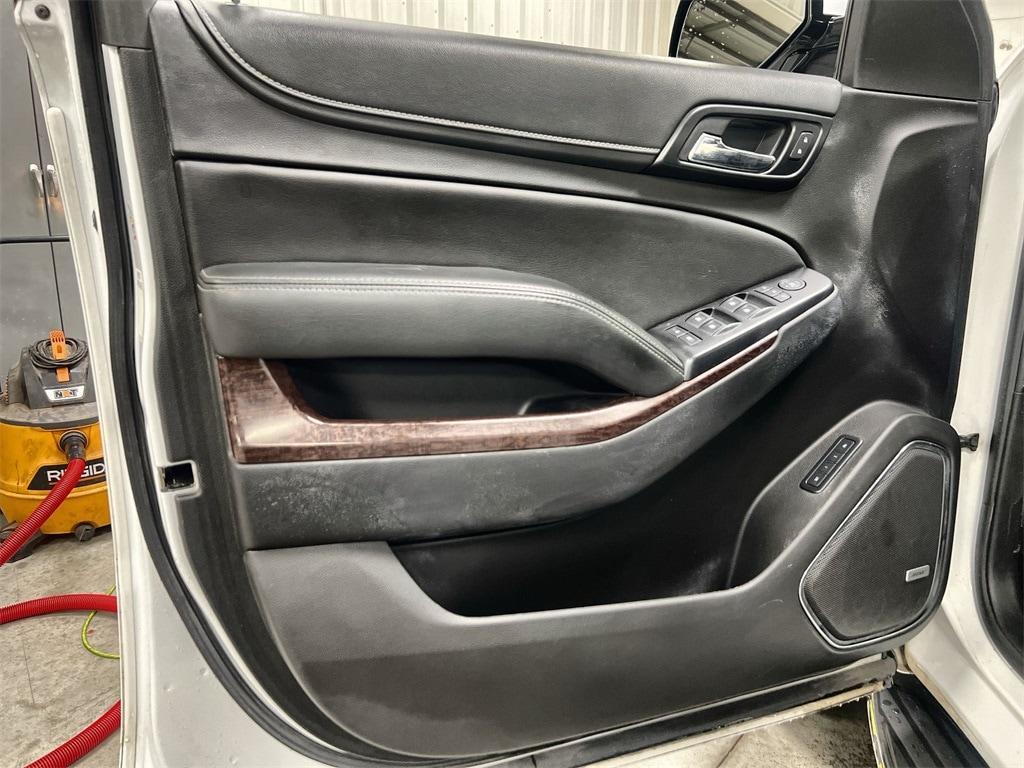 used 2020 GMC Yukon XL car, priced at $17,984