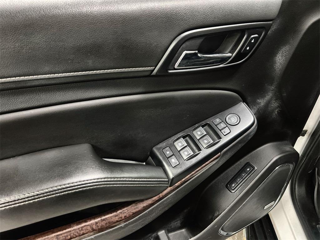 used 2020 GMC Yukon XL car, priced at $17,984