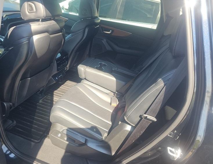 used 2022 Acura MDX car, priced at $35,381