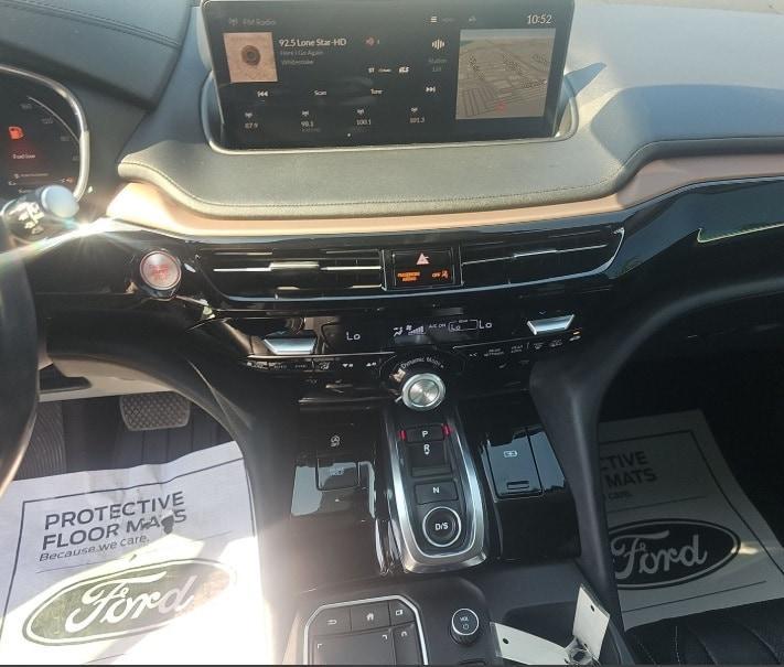used 2022 Acura MDX car, priced at $35,381