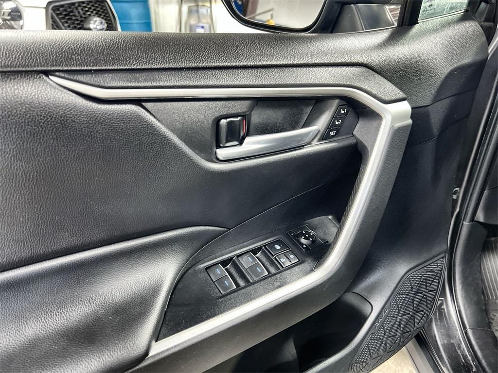 used 2022 Toyota RAV4 Hybrid car, priced at $35,922