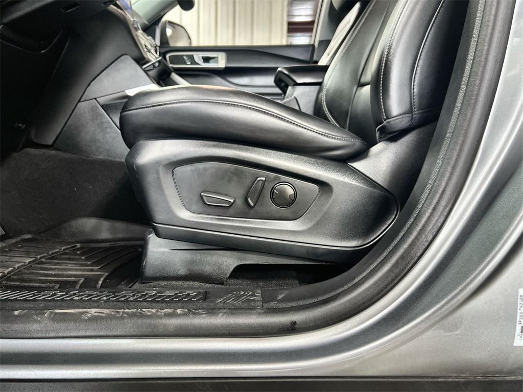 used 2024 Ford Explorer car, priced at $37,222