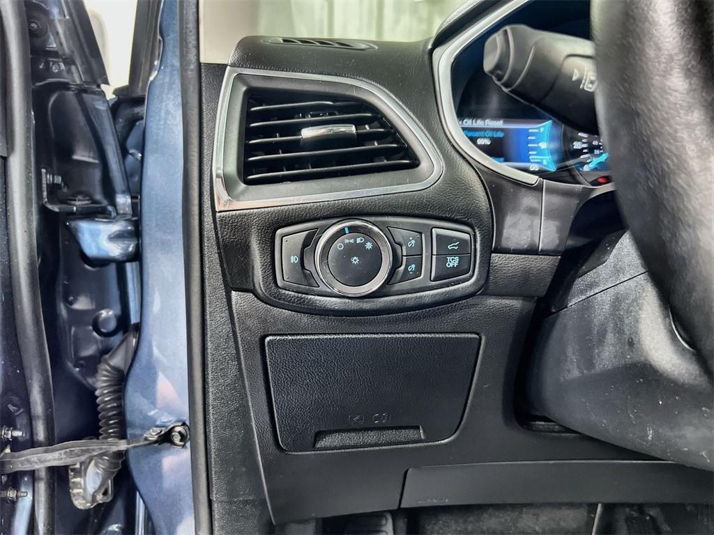 used 2019 Ford Edge car, priced at $19,382