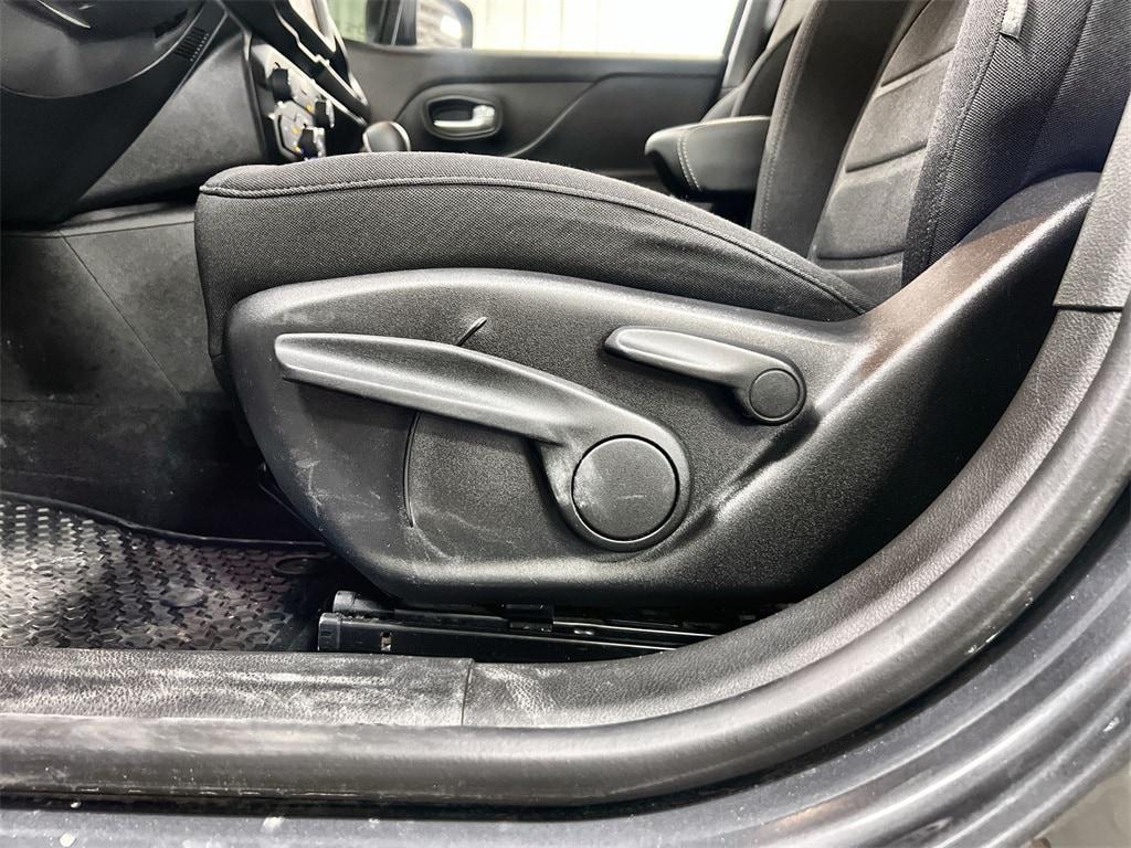 used 2022 Jeep Renegade car, priced at $17,984