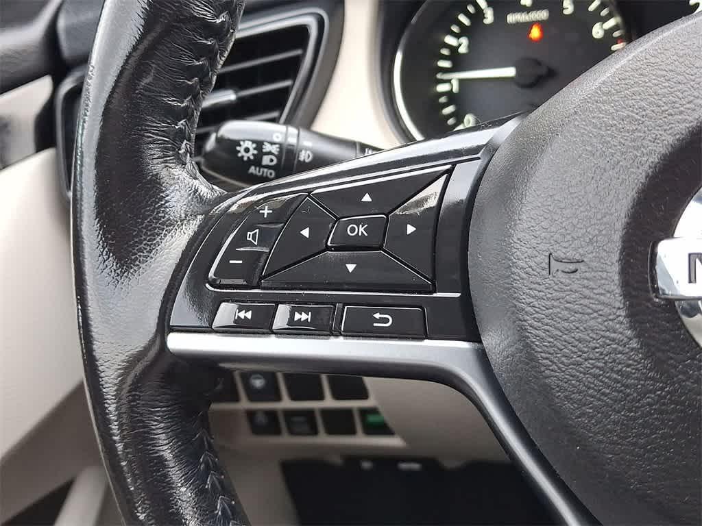 used 2019 Nissan Rogue Sport car, priced at $12,998