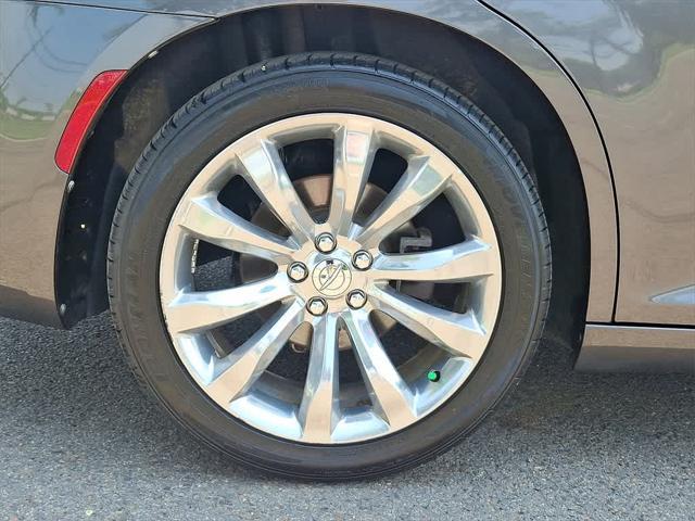 used 2019 Chrysler 300 car, priced at $17,276