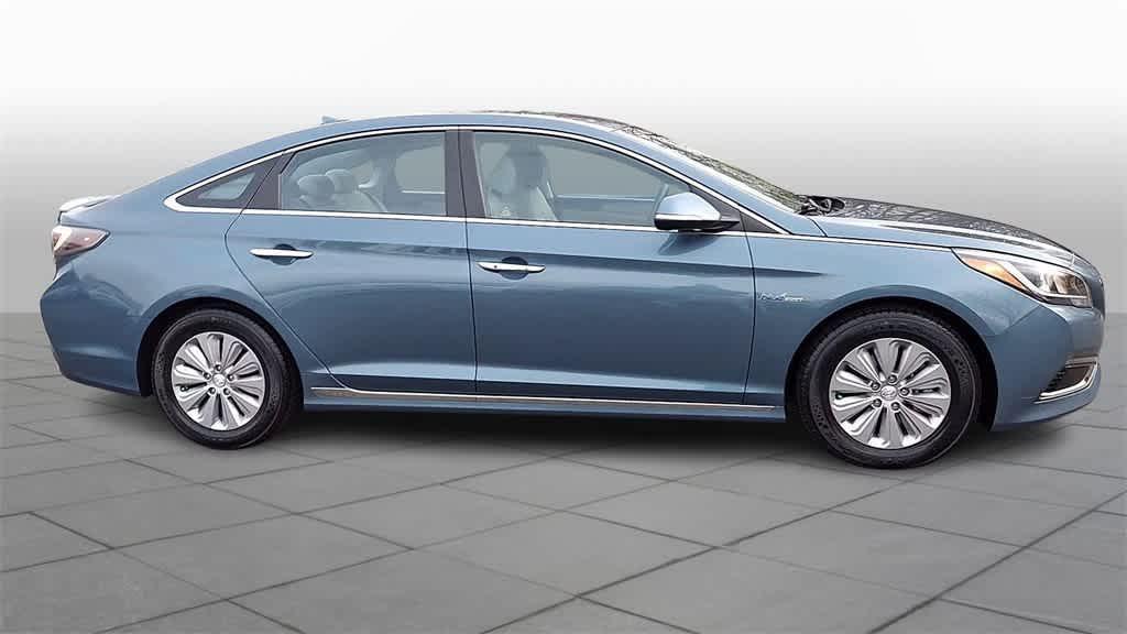 used 2016 Hyundai Sonata Hybrid car, priced at $11,798