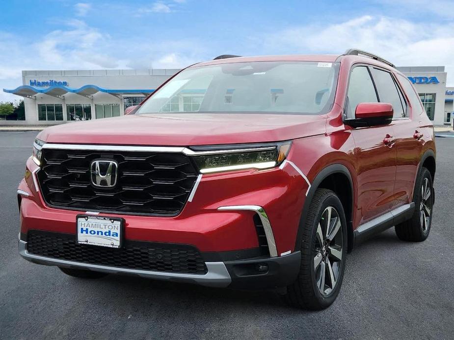 new 2025 Honda Pilot car, priced at $51,150