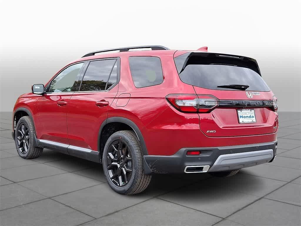 new 2025 Honda Pilot car, priced at $52,180