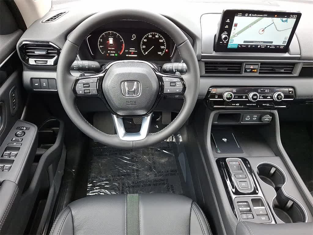 new 2025 Honda Pilot car, priced at $52,180