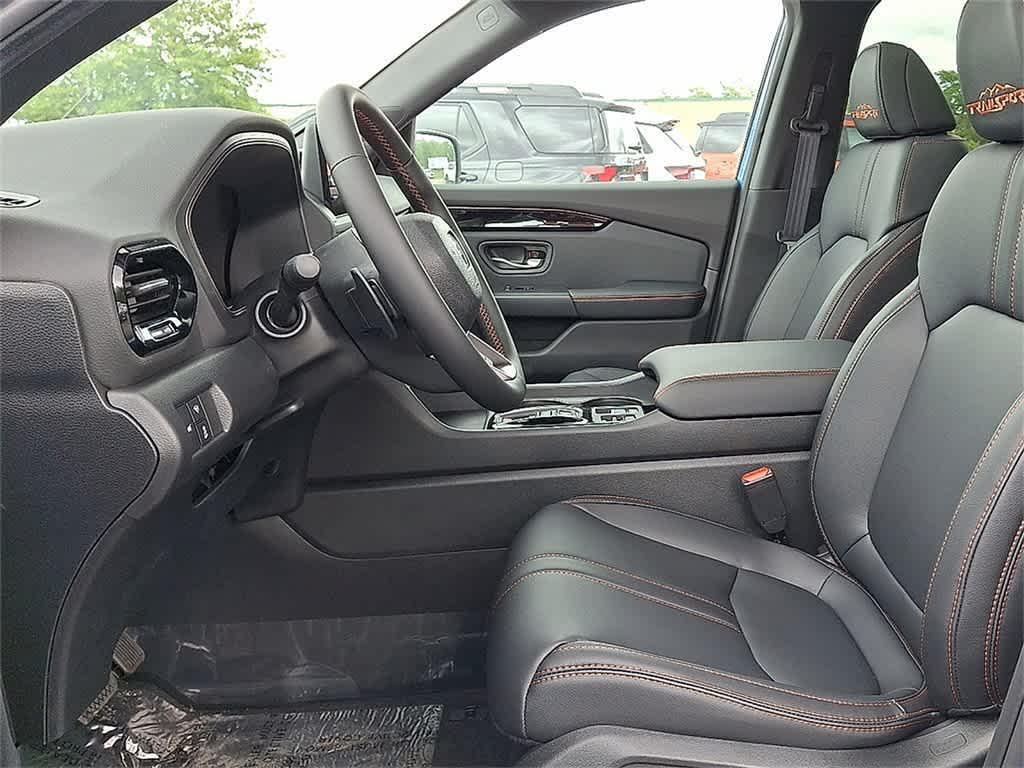 new 2025 Honda Pilot car, priced at $51,375