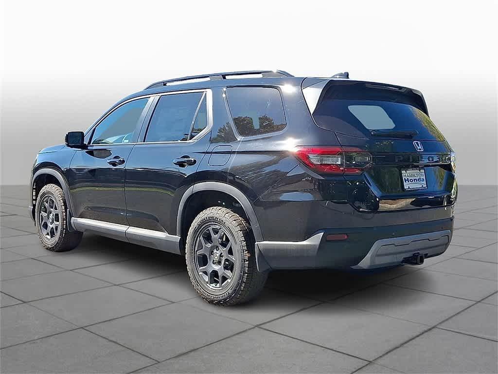 new 2025 Honda Pilot car, priced at $51,375