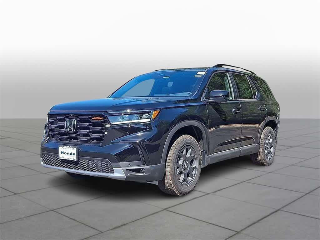 new 2025 Honda Pilot car, priced at $51,375