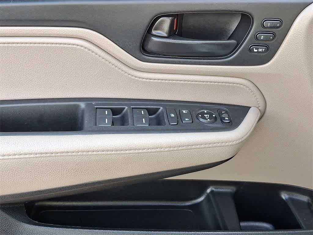 used 2021 Honda Odyssey car, priced at $27,998