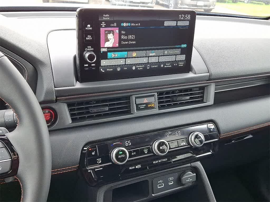 new 2025 Honda Pilot car, priced at $49,350