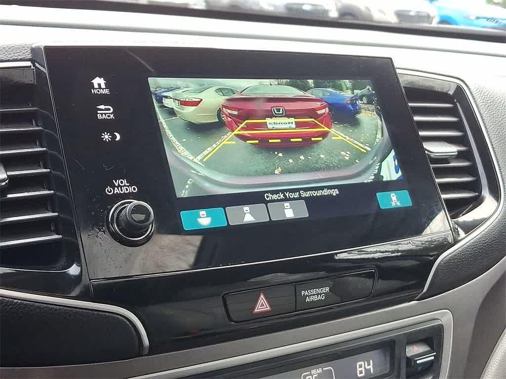 used 2022 Honda Pilot car, priced at $27,299