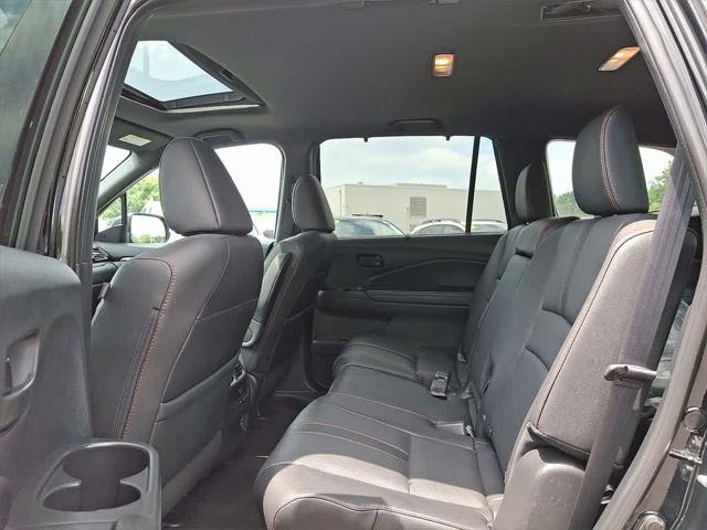 used 2022 Honda Pilot car, priced at $33,498
