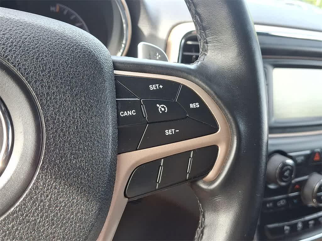 used 2017 Jeep Grand Cherokee car, priced at $14,798