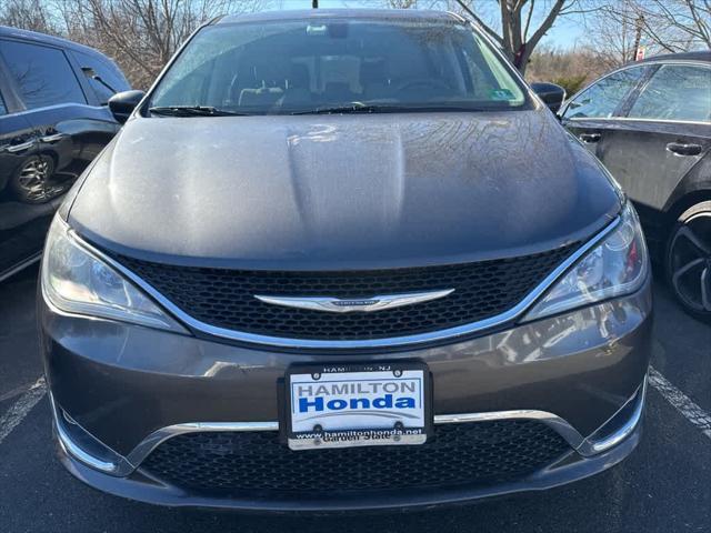 used 2018 Chrysler Pacifica car, priced at $13,535