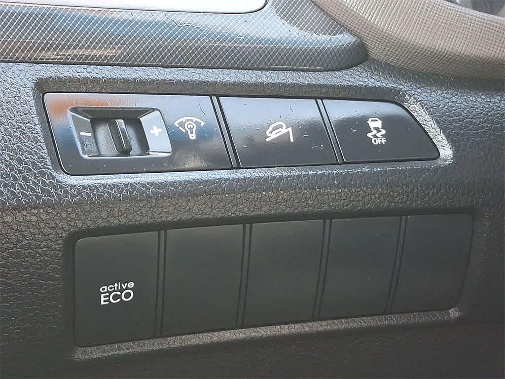 used 2015 Hyundai Santa Fe Sport car, priced at $9,498