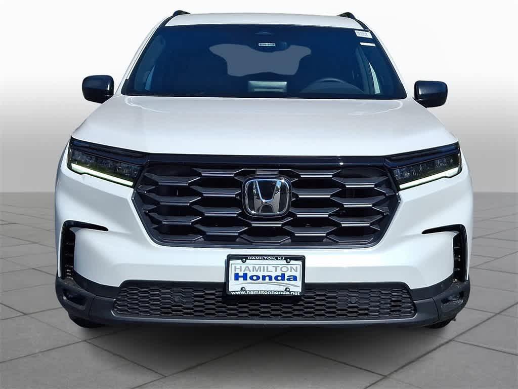 new 2025 Honda Pilot car, priced at $44,250
