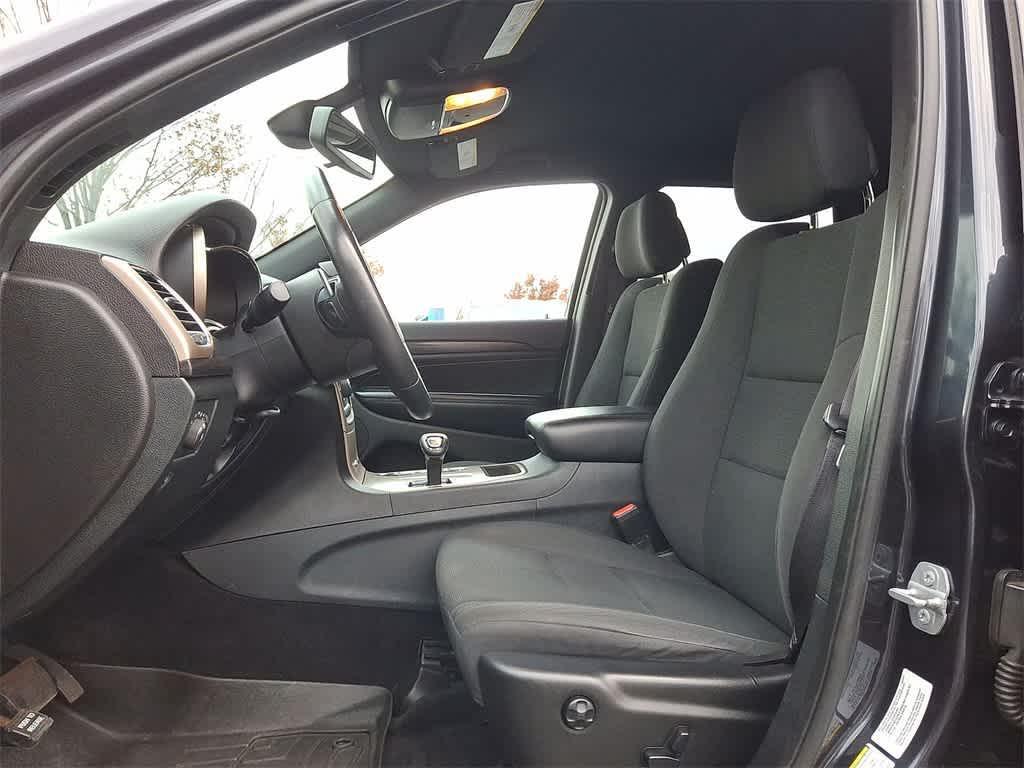 used 2015 Jeep Grand Cherokee car, priced at $12,298