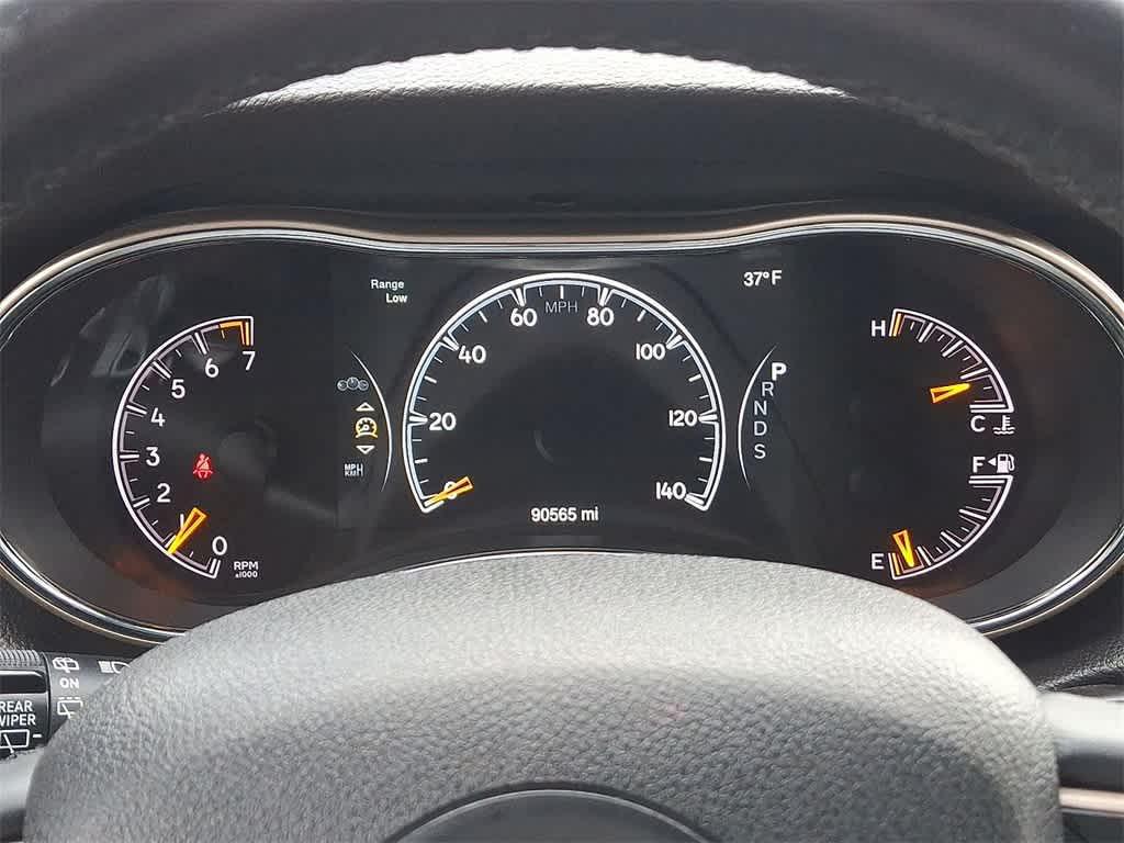 used 2015 Jeep Grand Cherokee car, priced at $12,298