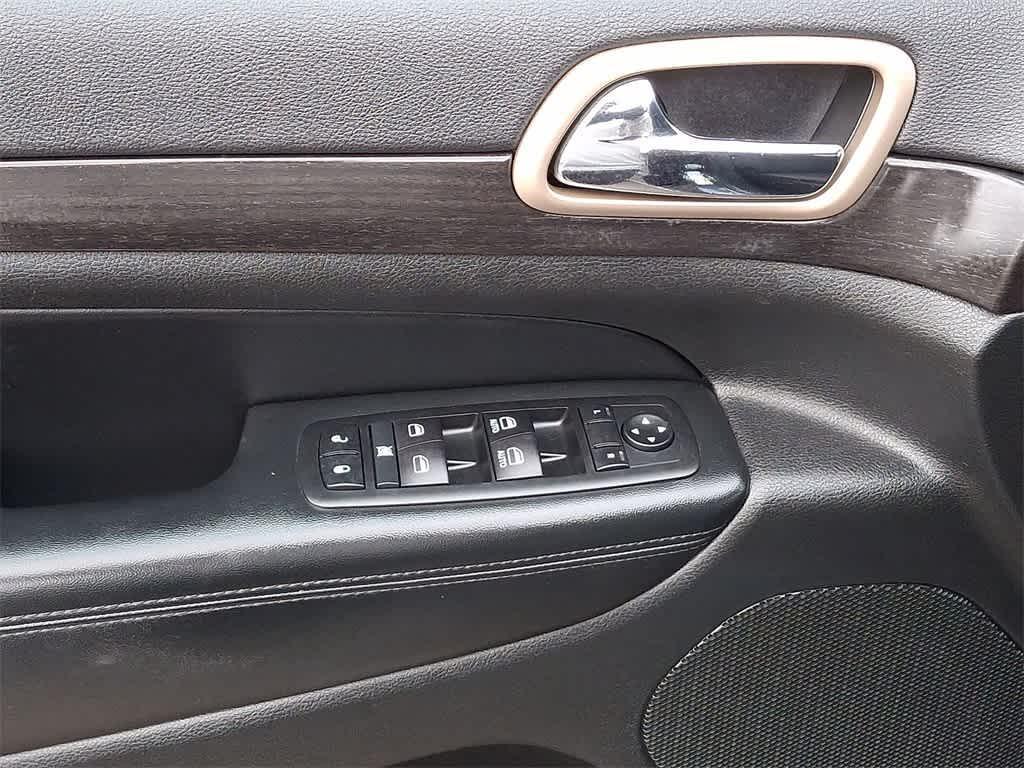 used 2015 Jeep Grand Cherokee car, priced at $12,298