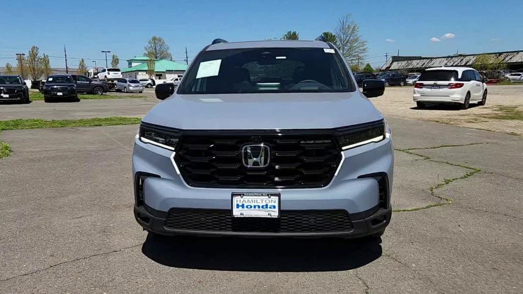 new 2025 Honda Pilot car, priced at $56,130