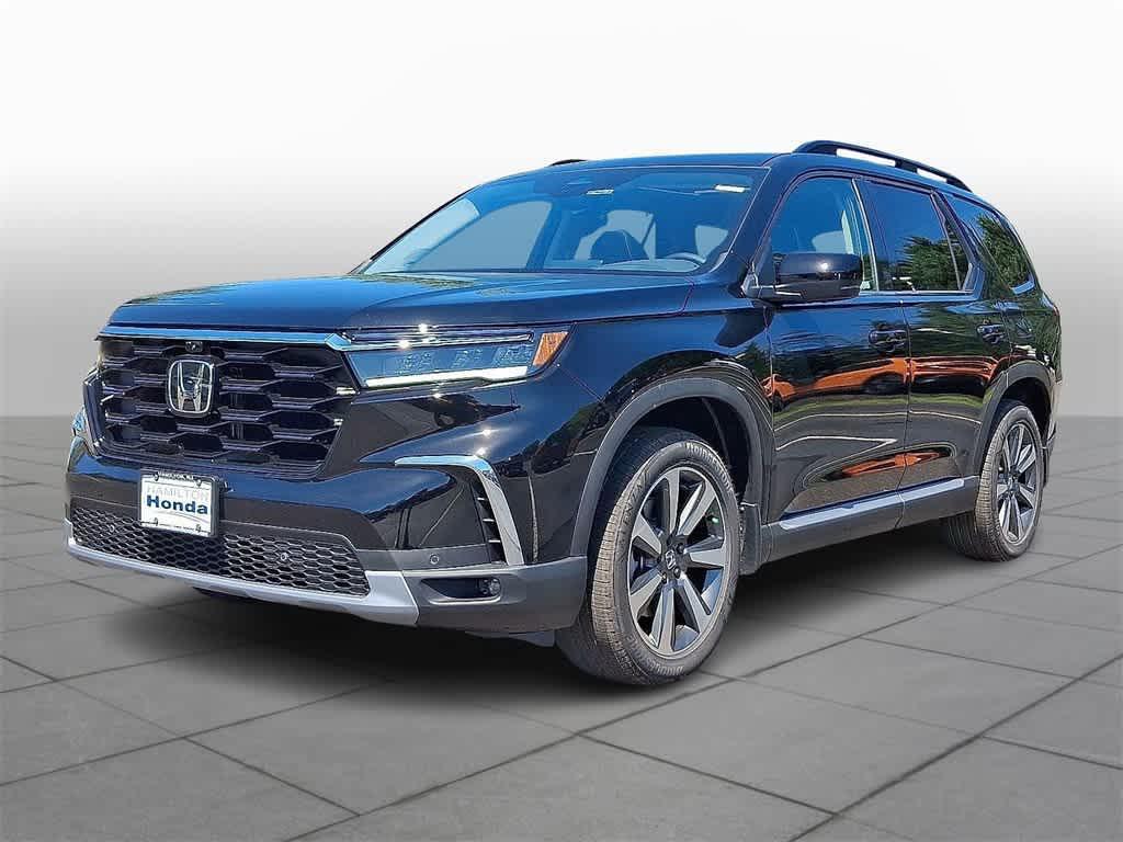 new 2025 Honda Pilot car, priced at $52,575