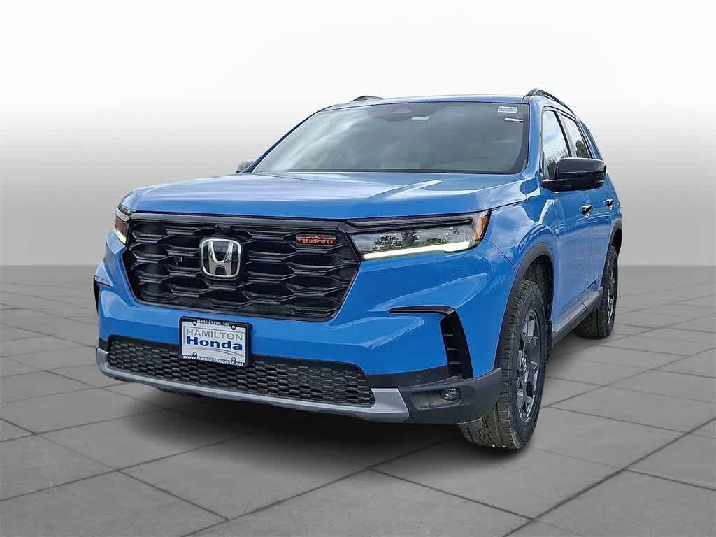 new 2025 Honda Pilot car, priced at $49,350