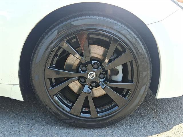 used 2018 Nissan Maxima car, priced at $17,498