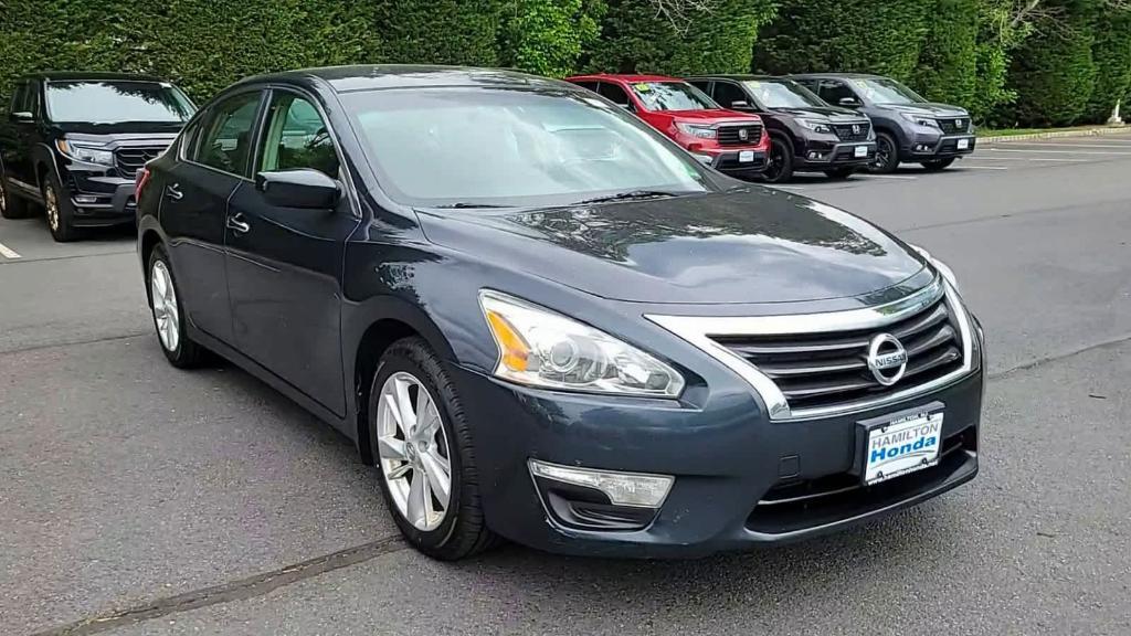 used 2013 Nissan Altima car, priced at $4,995