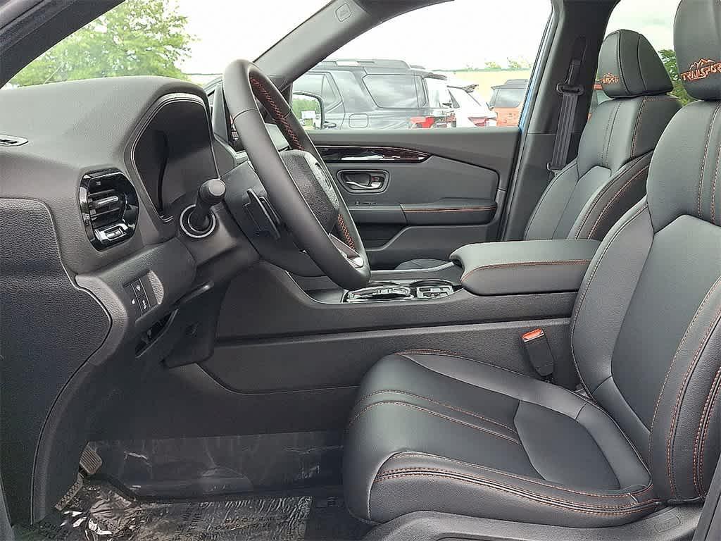 new 2025 Honda Pilot car, priced at $49,830