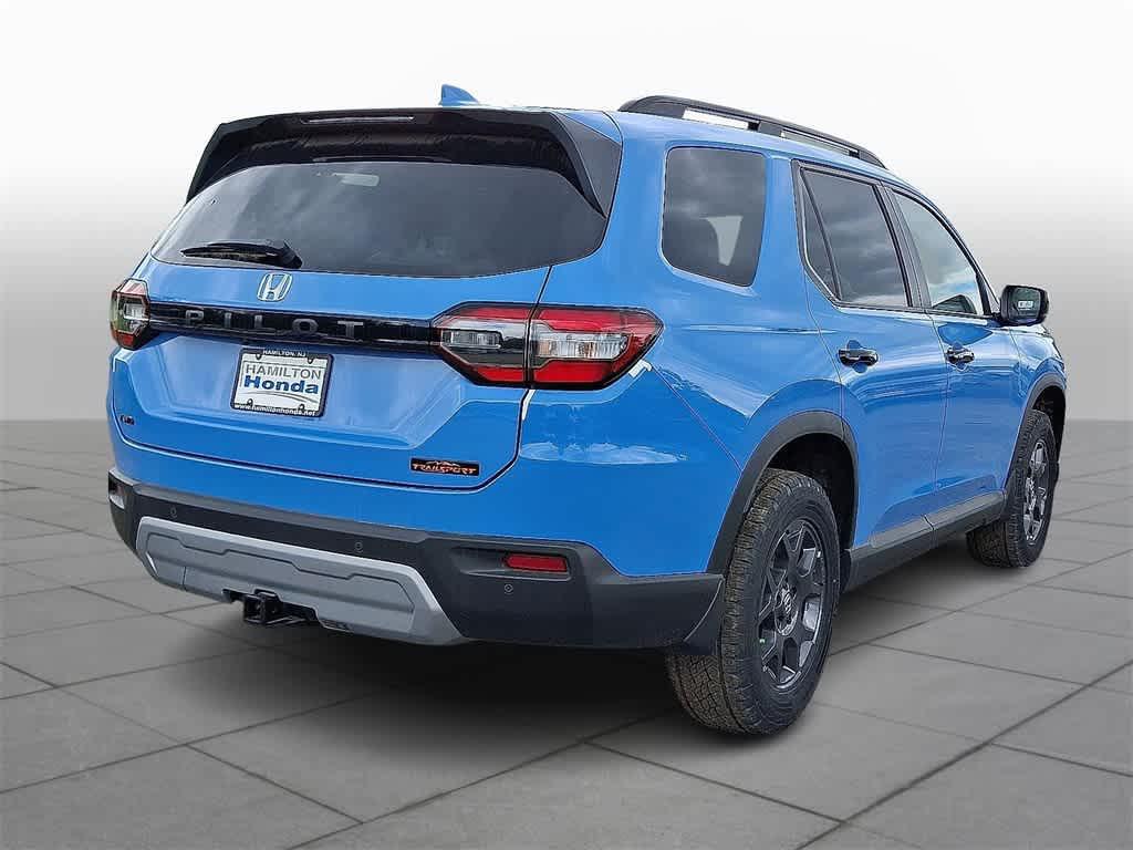 new 2025 Honda Pilot car, priced at $49,830