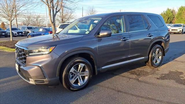 used 2023 Honda Pilot car, priced at $39,278