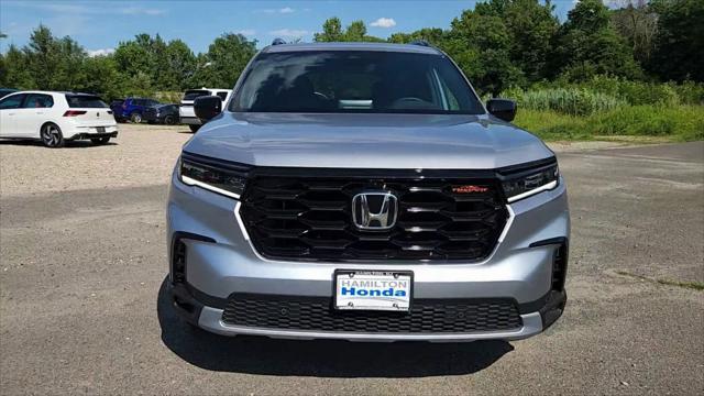 new 2025 Honda Pilot car, priced at $50,975