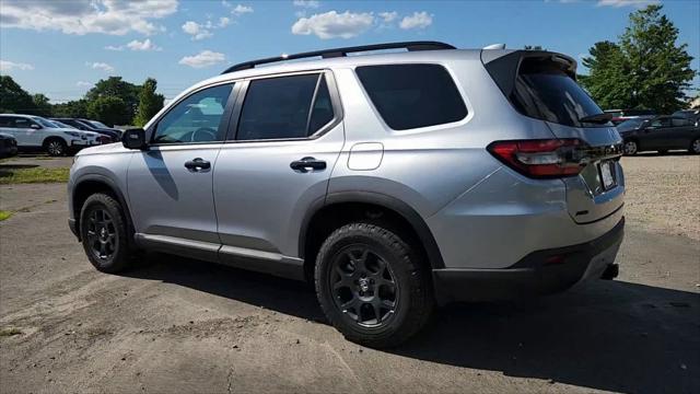 new 2025 Honda Pilot car, priced at $50,975