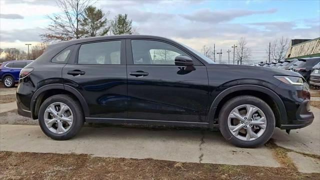 new 2025 Honda HR-V car, priced at $28,250