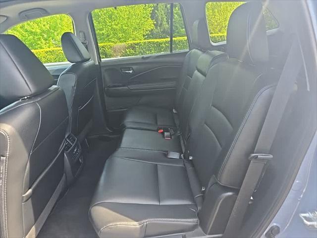 used 2022 Honda Pilot car, priced at $33,893
