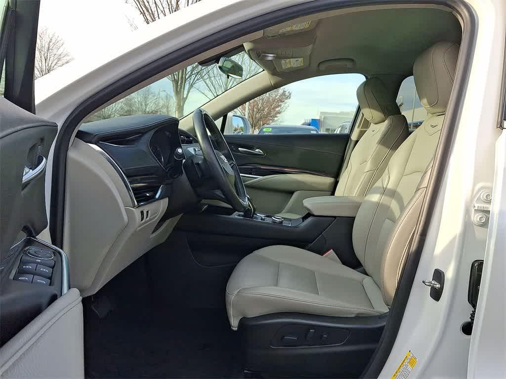 used 2019 Cadillac XT4 car, priced at $16,798