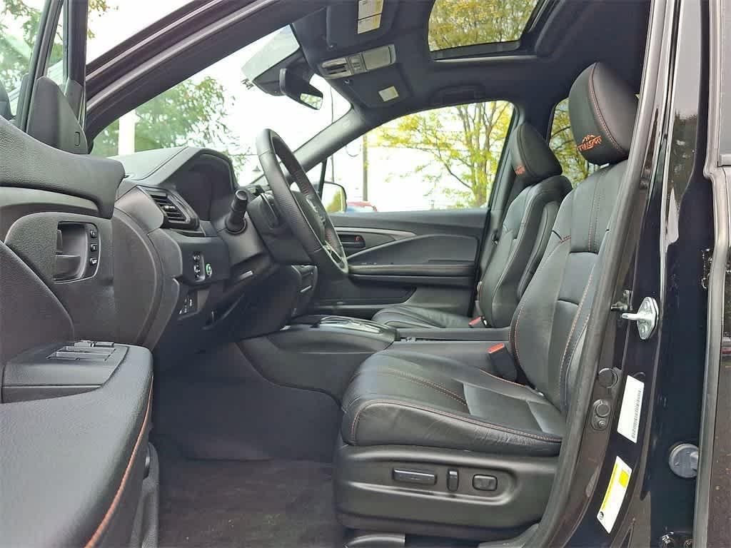 used 2022 Honda Passport car, priced at $29,298