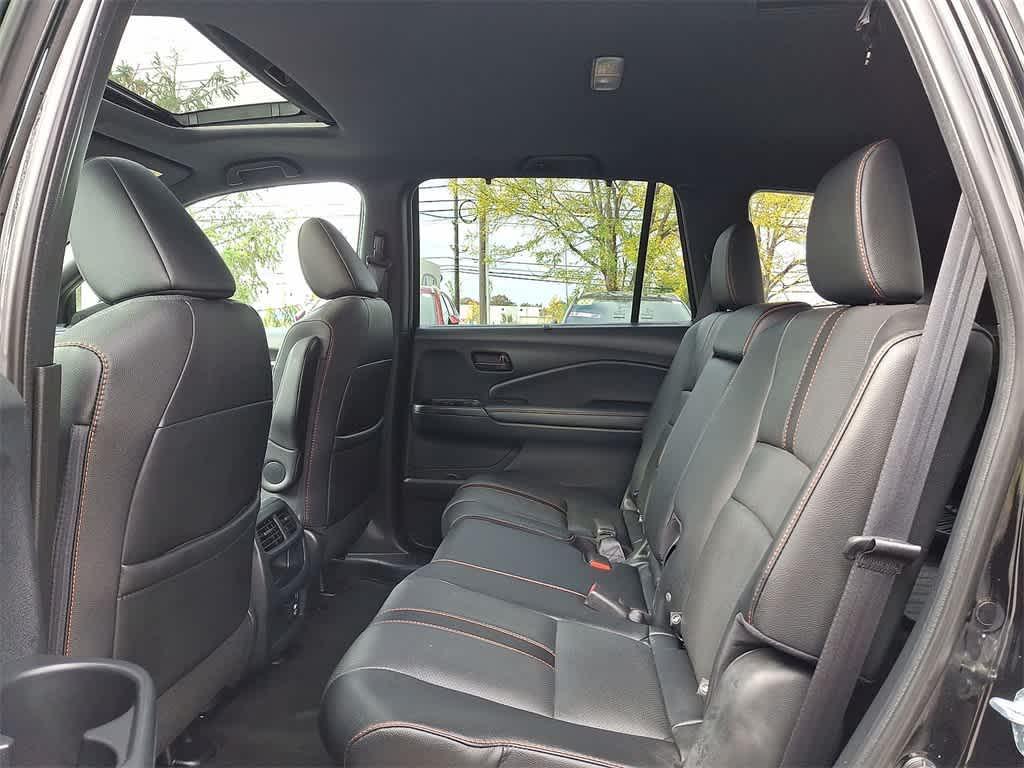 used 2022 Honda Passport car, priced at $29,298