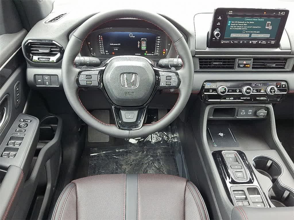 new 2025 Honda Pilot car, priced at $54,075