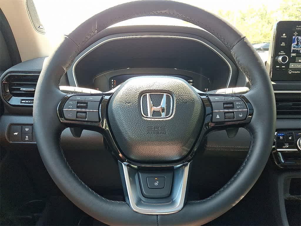 new 2025 Honda Pilot car, priced at $54,575