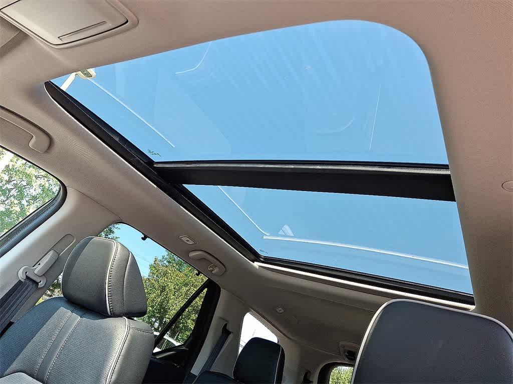 new 2025 Honda Pilot car, priced at $54,575