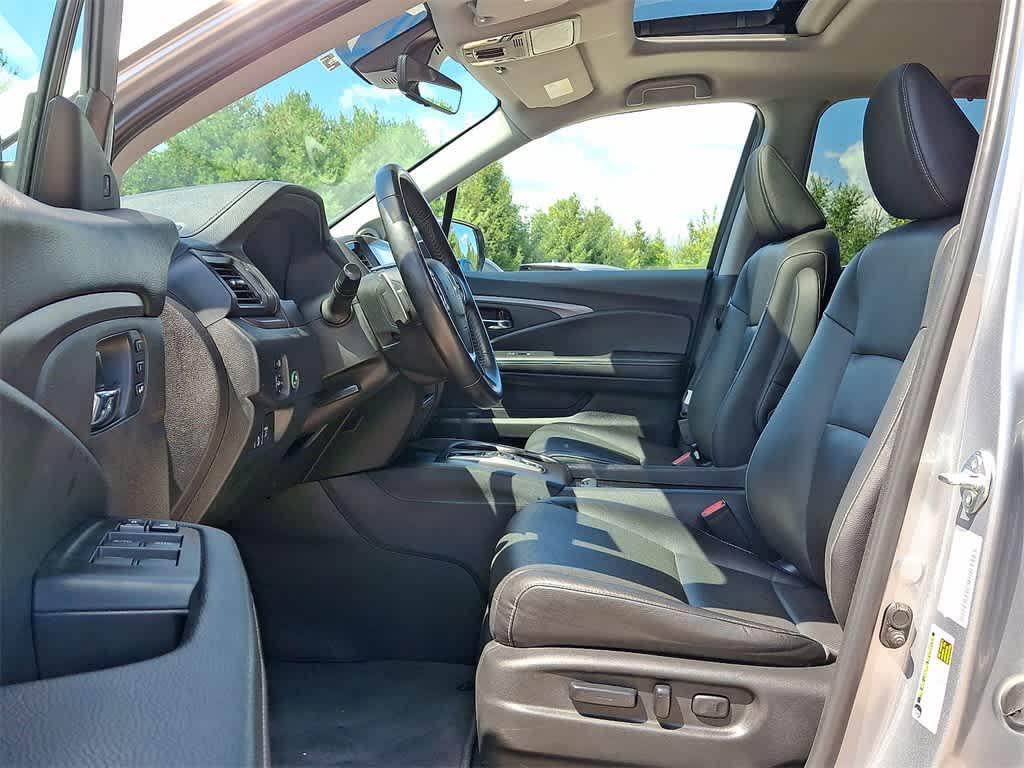 used 2023 Honda Ridgeline car, priced at $32,066