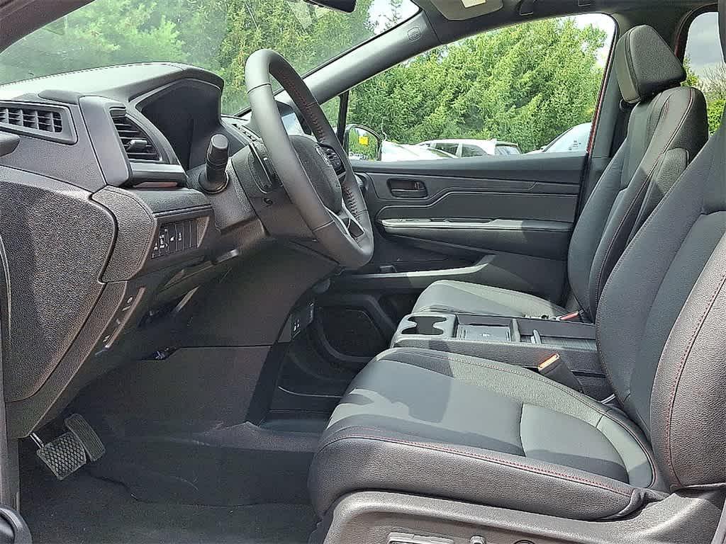 new 2026 Honda Odyssey car, priced at $44,845