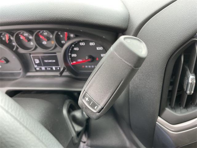 new 2025 GMC Sierra 1500 car, priced at $40,030